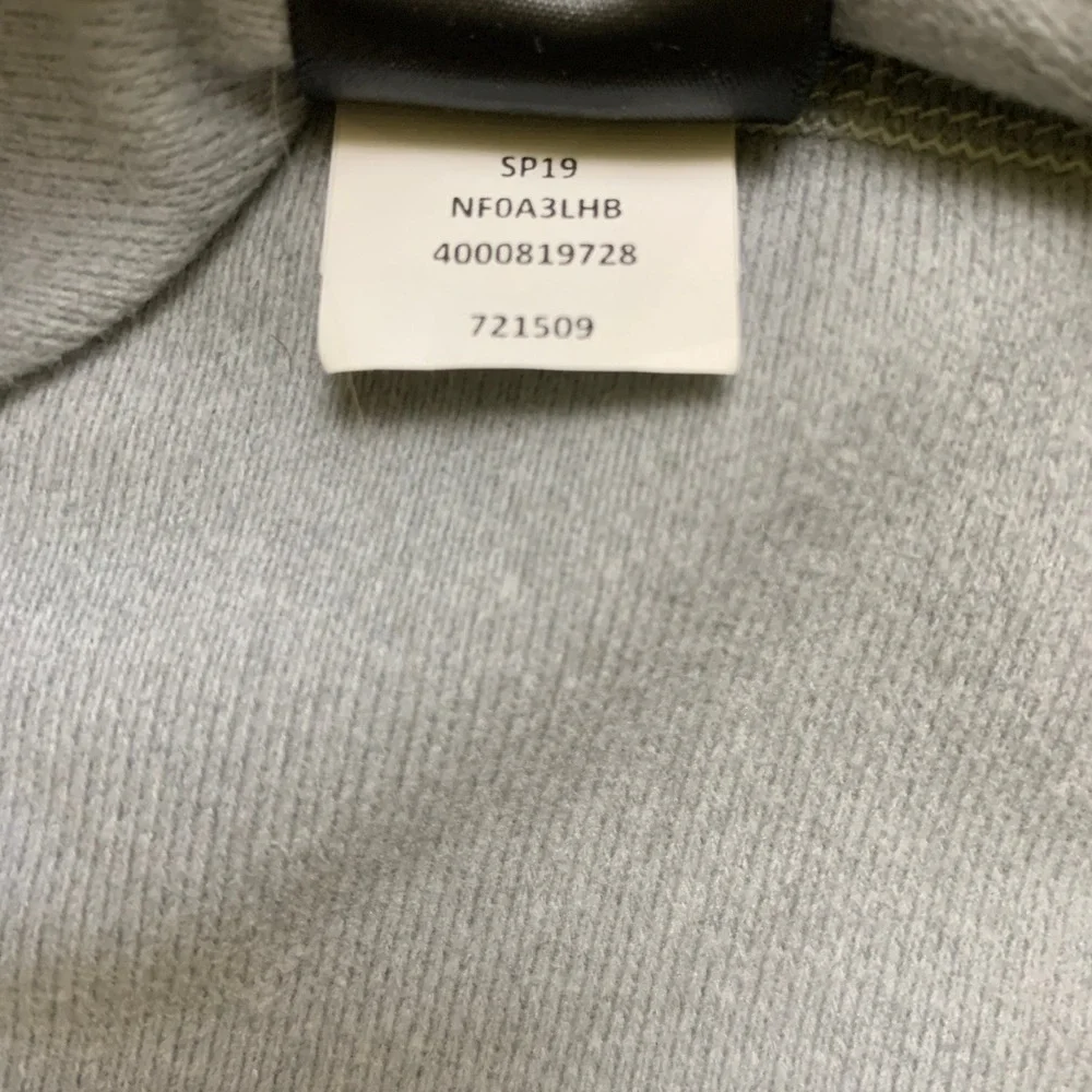 The North Face Mens Tech 1/4 Zip Pullover Grey Beacon Logo NF0A3LHB Size Large‎